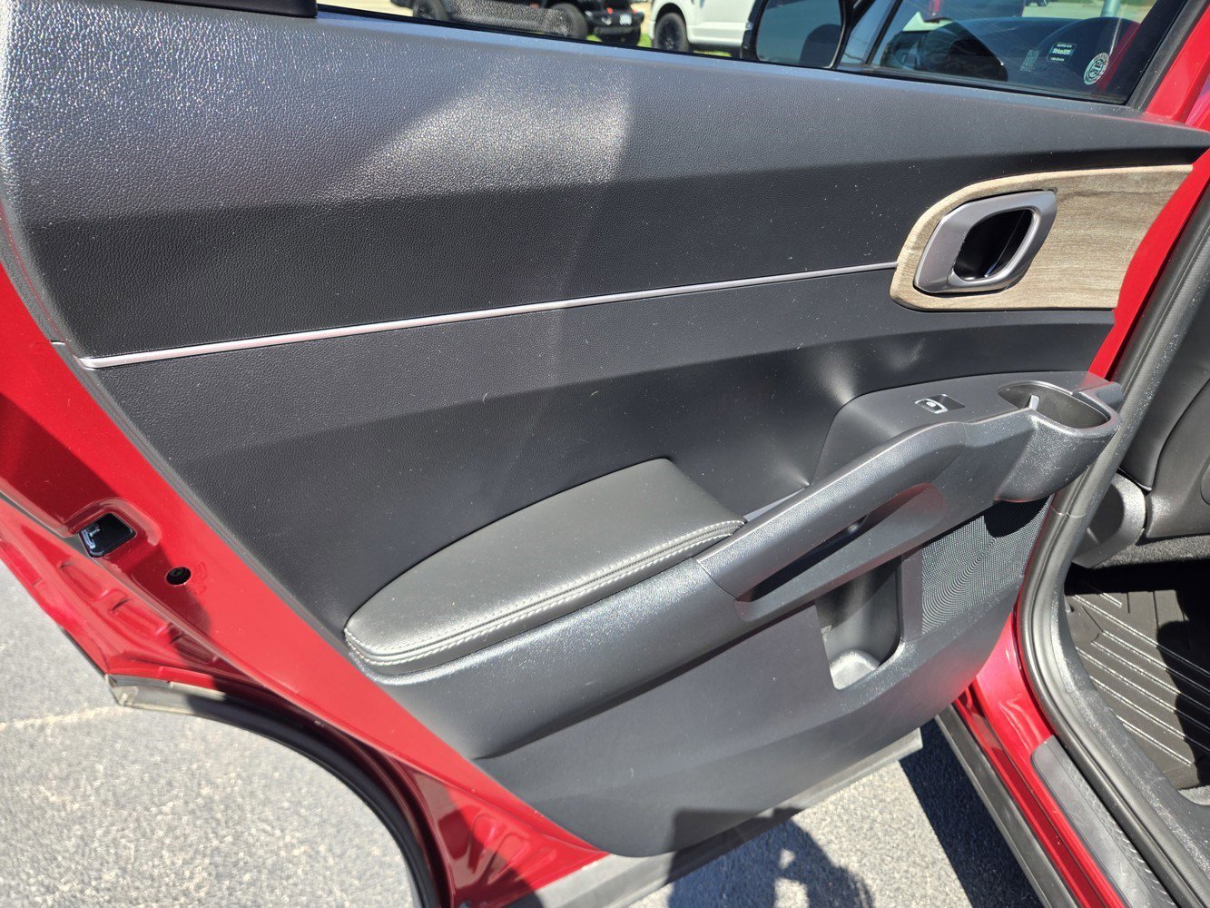 Used 2022 Passion Red Tintcoat Kia X-Line EX image 38