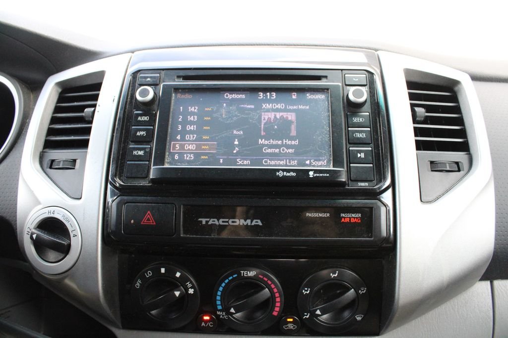 Used 2015 Pyrite Mica Toyota Base image 14