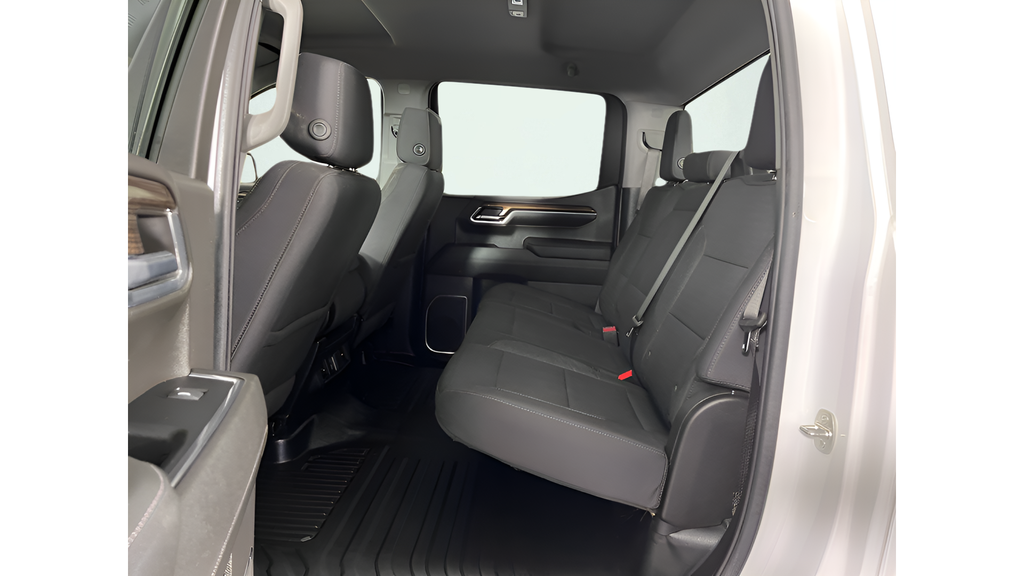 Used 2024 White Chevrolet LT image 12