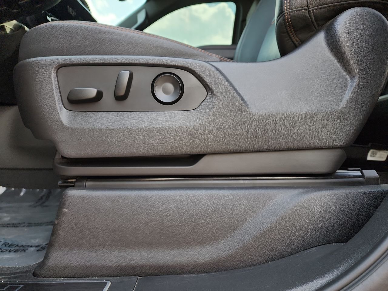 Used 2024 Volcanic Red Tintcoat GMC AT4 image 12