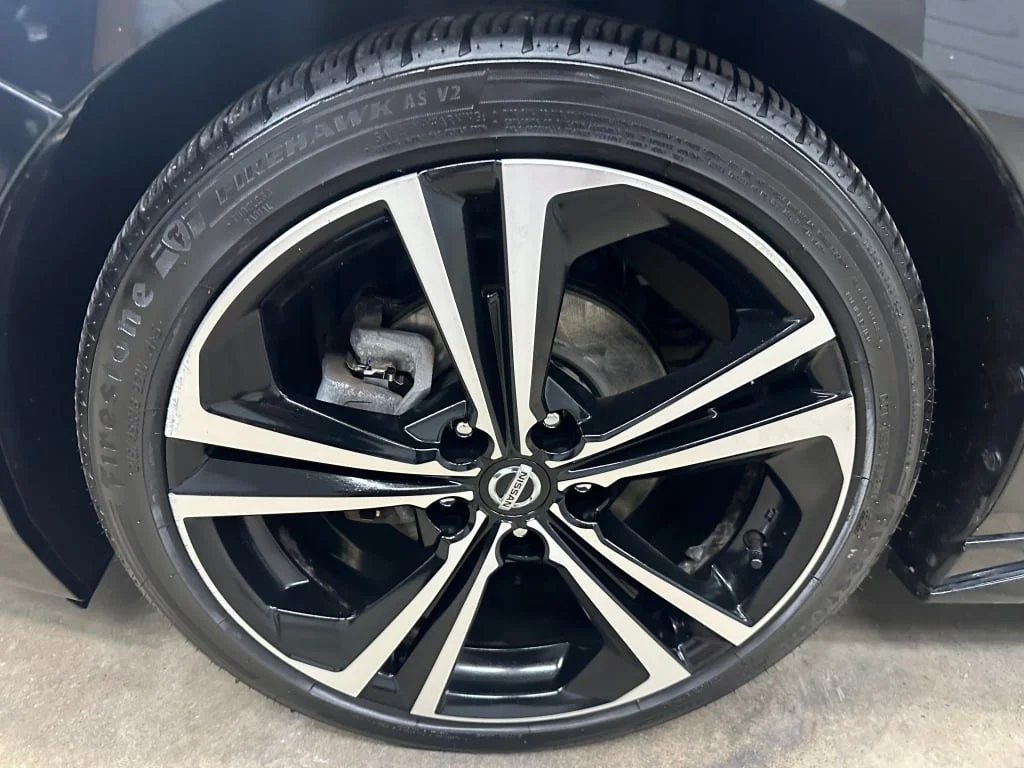 Used 2023 Super Black Nissan SR image 34