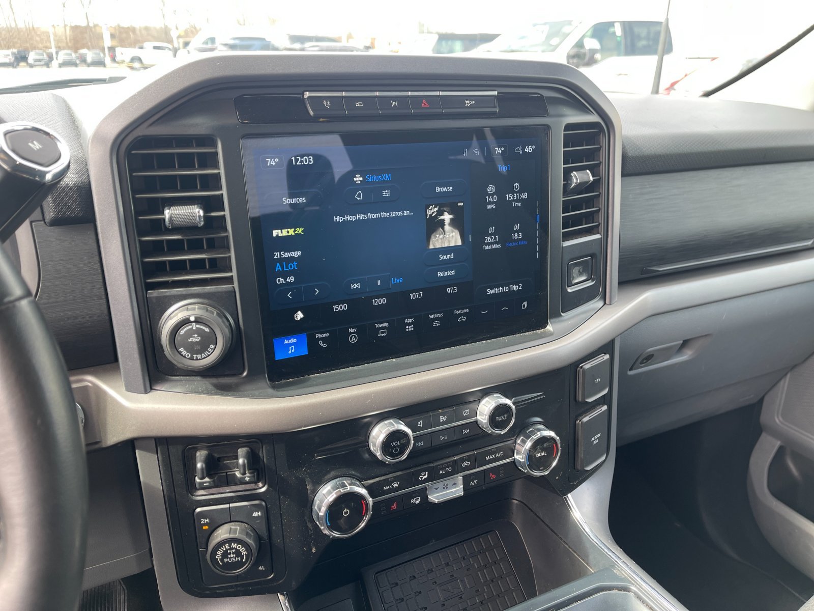 Used 2024 Silver Metallic Ford XLT image 19