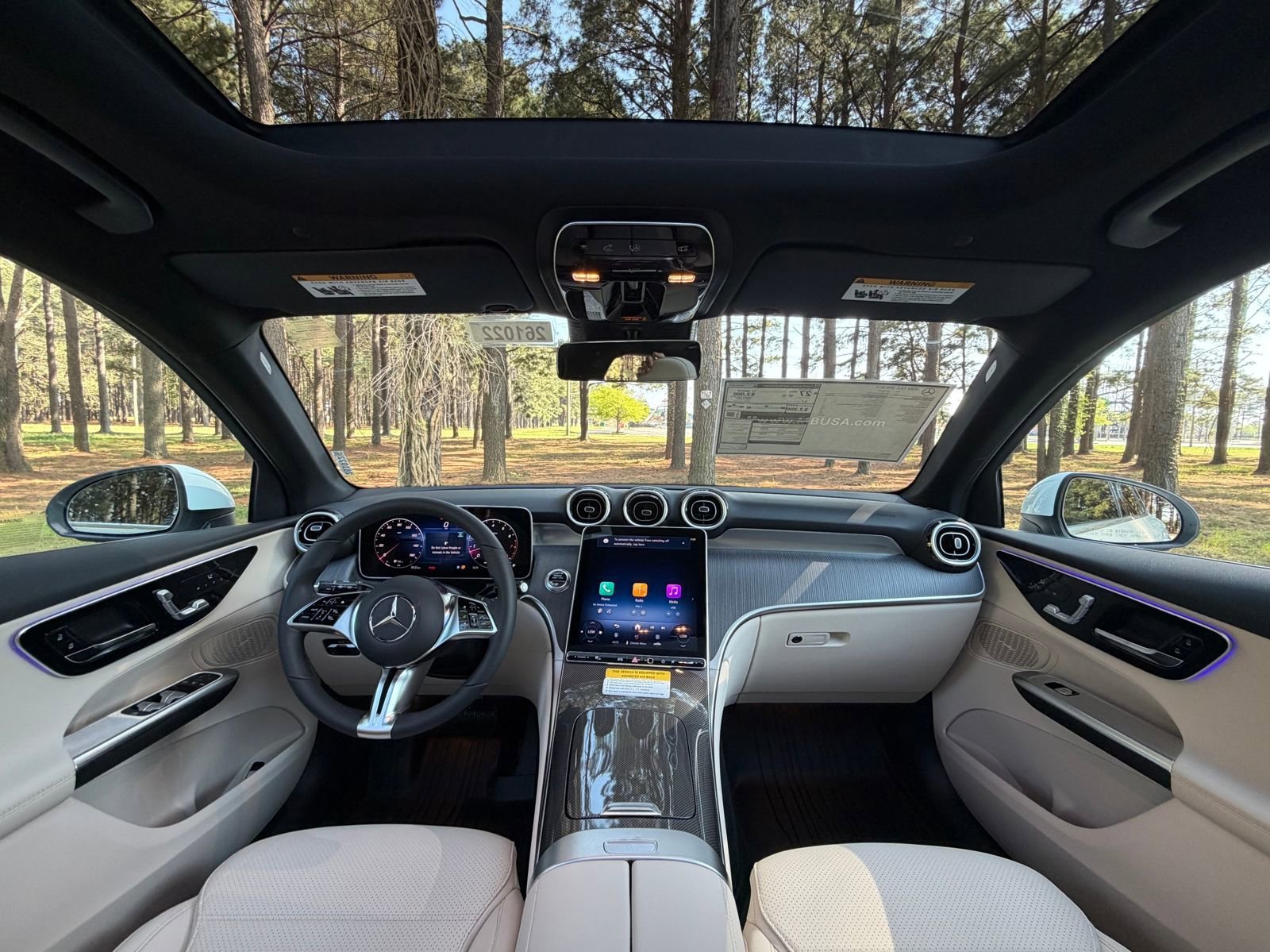 New 2026 Polar White Mercedes-Benz GLC 300 image 24