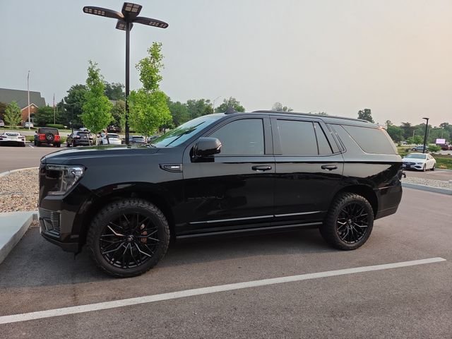 Used 2022 Black GMC Denali image 3