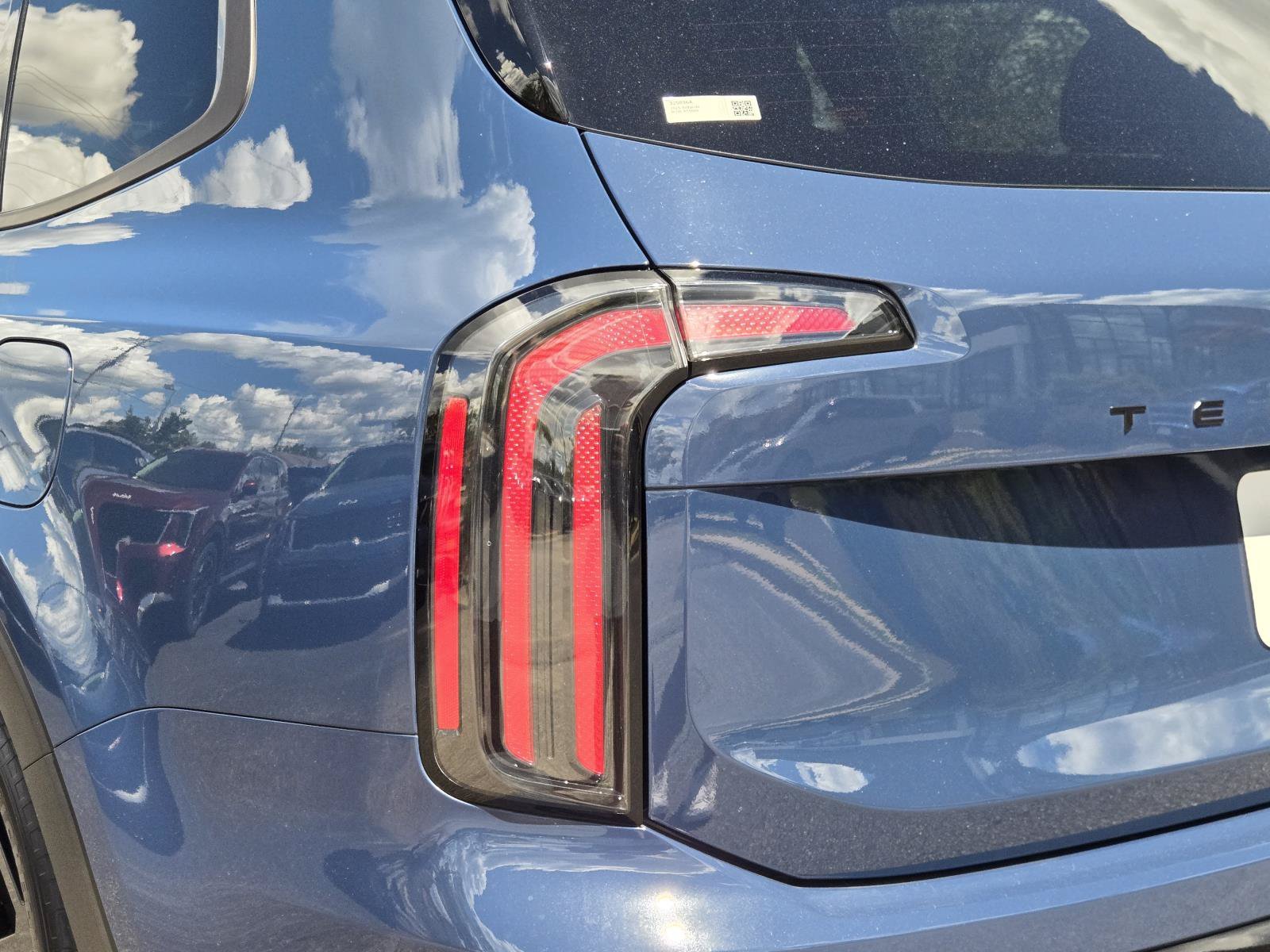 2025 Kia Telluride SX Prestige X-Line - Photo 9