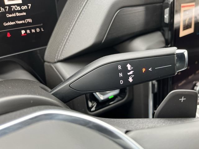 2026 GMC Yukon Denali - Photo 23