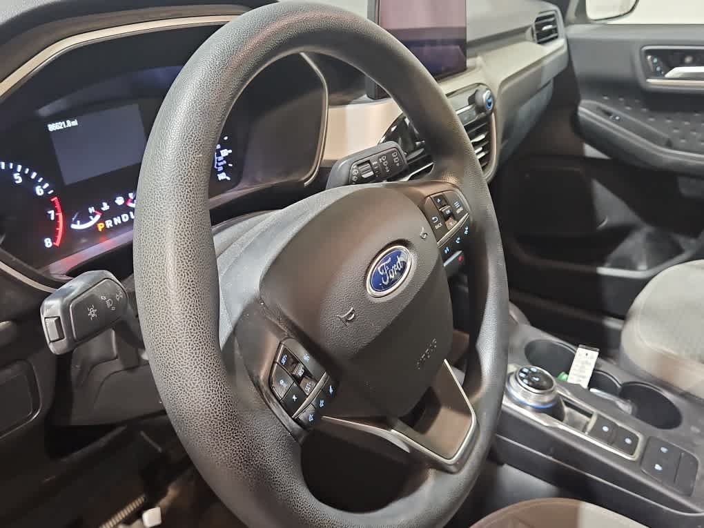 Used 2020 Desert Gold Metallic Ford SE image 12