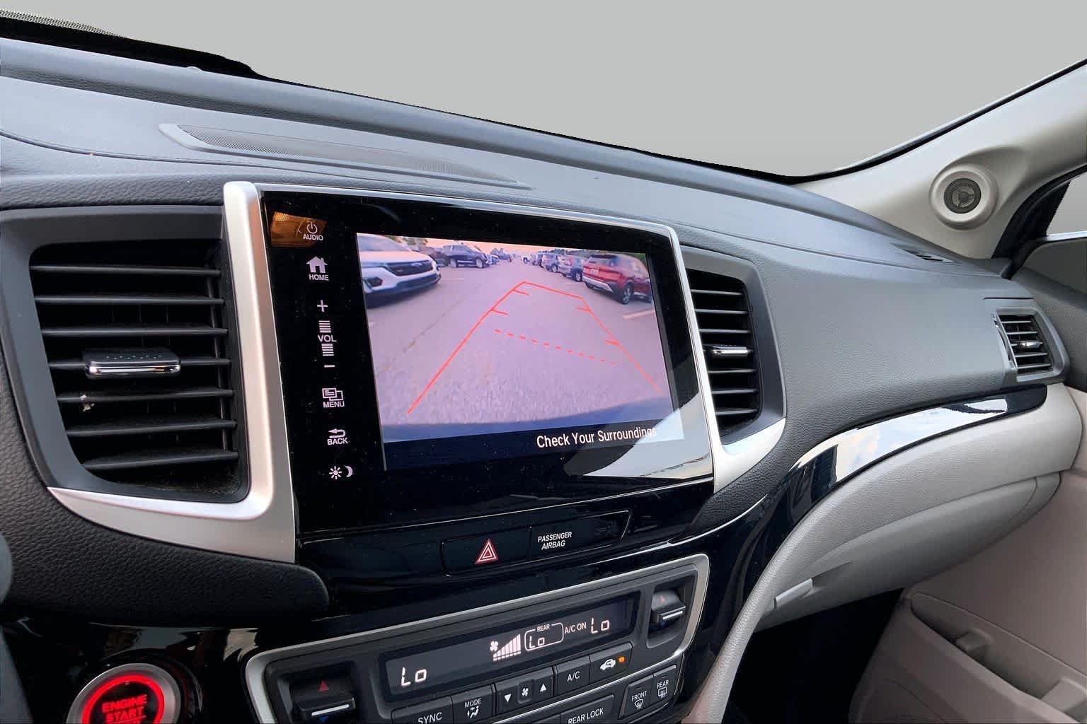 Used 2017 Steel Sapphire Metallic Honda Touring image 26