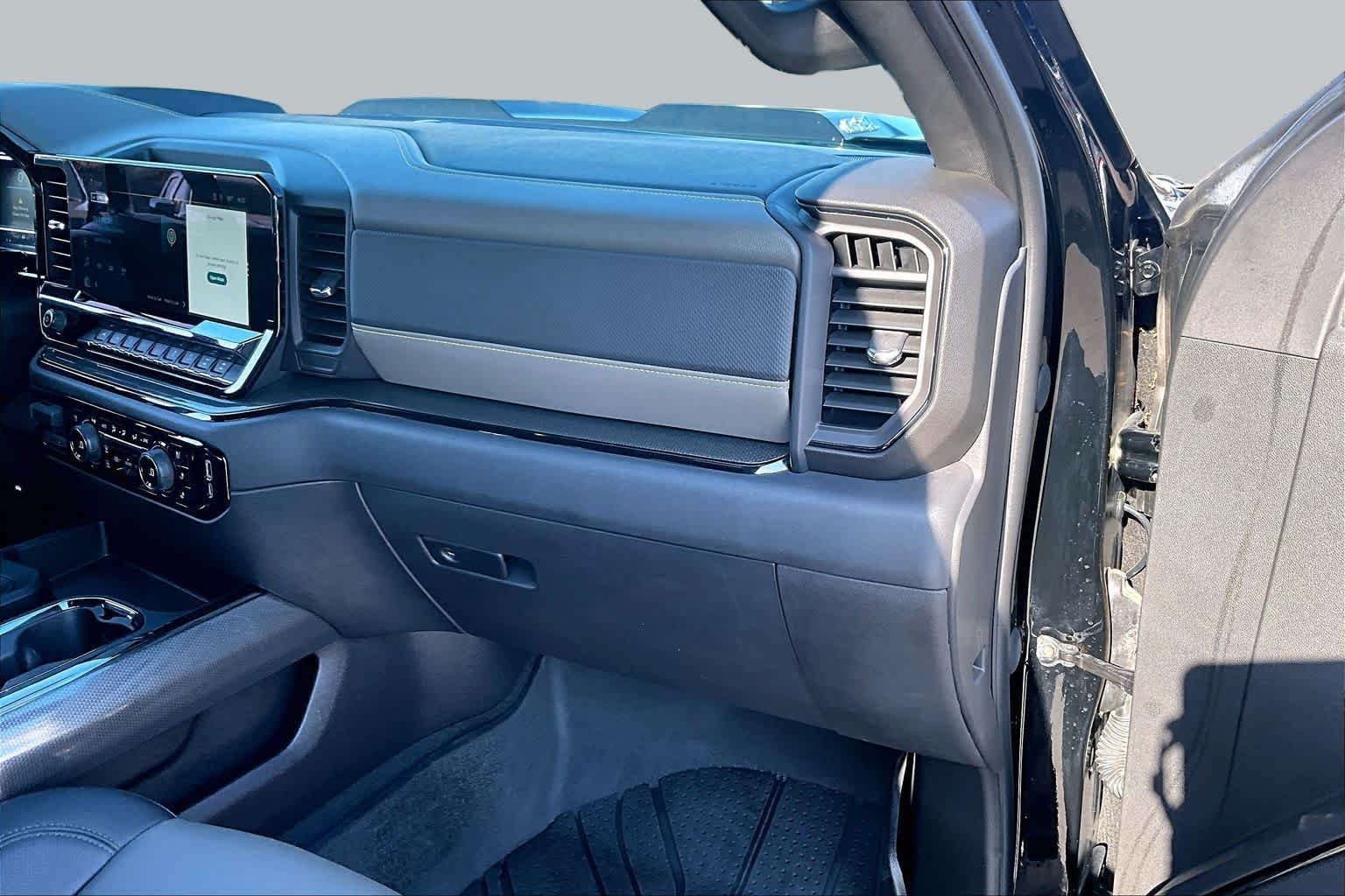 Used 2024 Black Chevrolet ZR2 image 19
