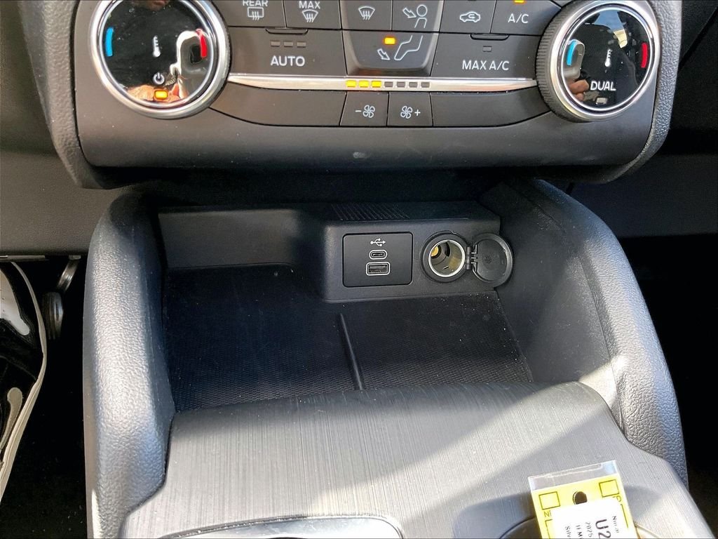 Used 2025 Silver Metallic Ford ST-Line image 25