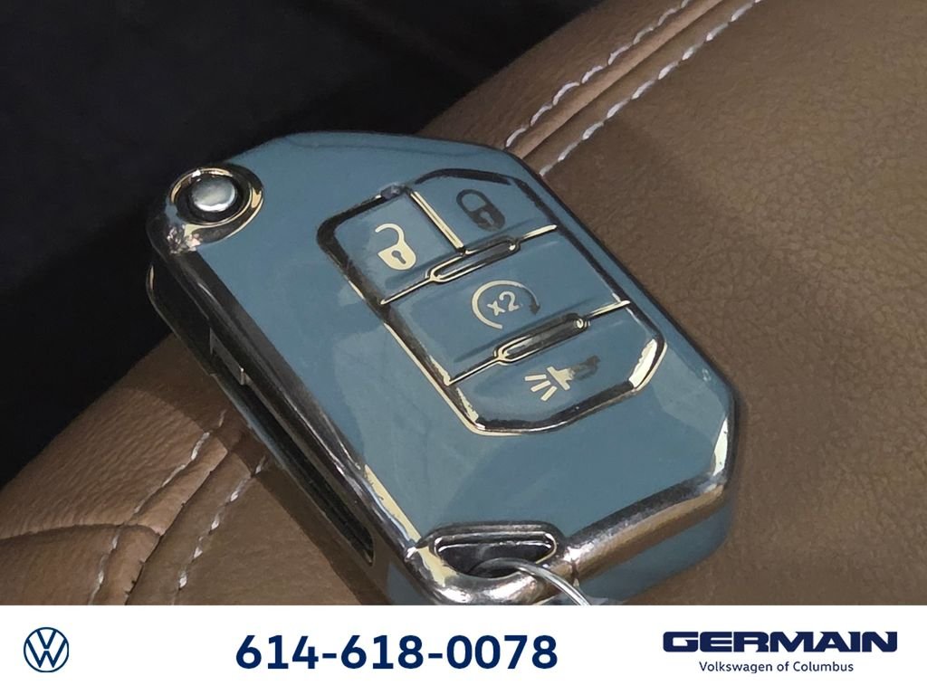 Used 2023 Gray Jeep Rubicon image 40