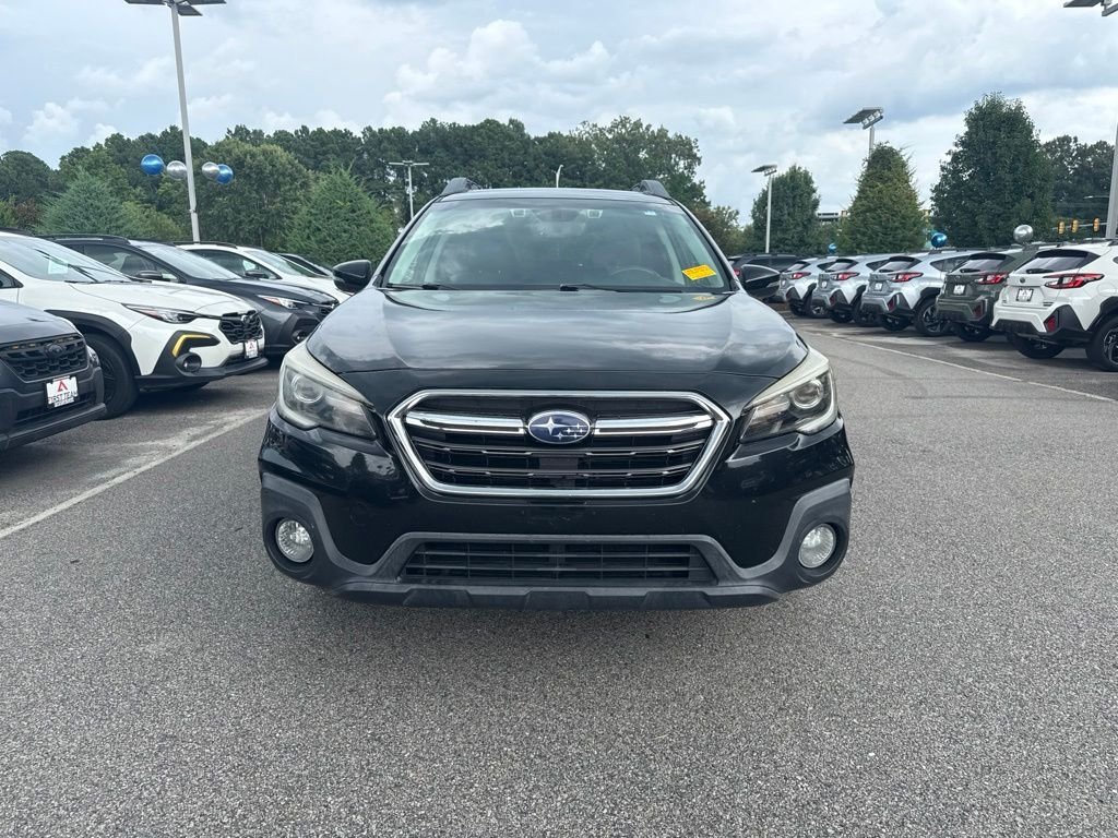 Used 2018 Black Subaru 2.5i image 6