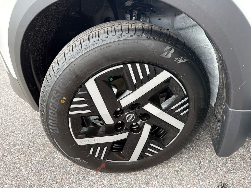 New 2026 Nissan Kicks SV 4D Sport Utility