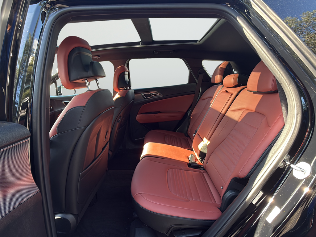 Used 2025 Black Kia SX image 27
