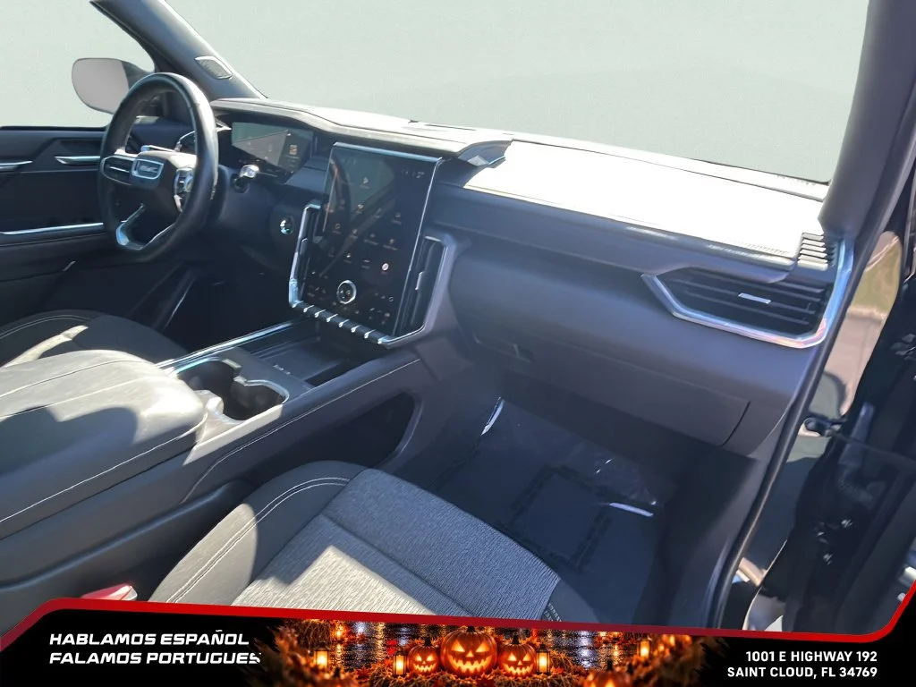 Used 2025 Ebony Twilight Metallic GMC Elevation image 34