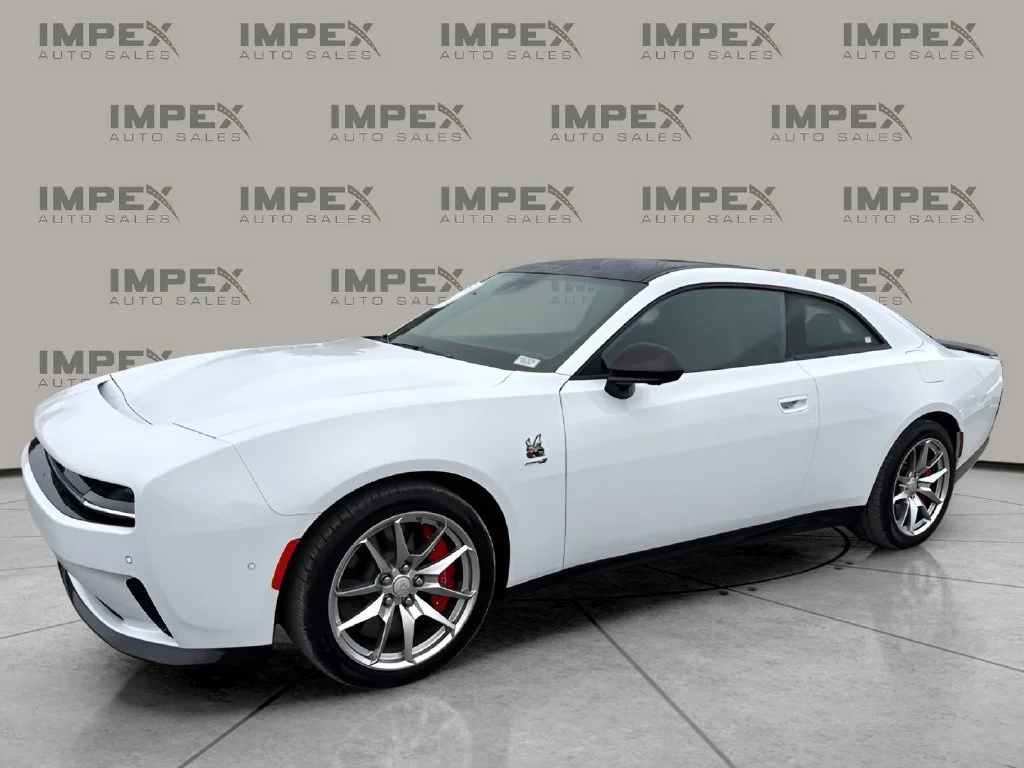 Used 2024 White Dodge R/T Scat Pack image 1