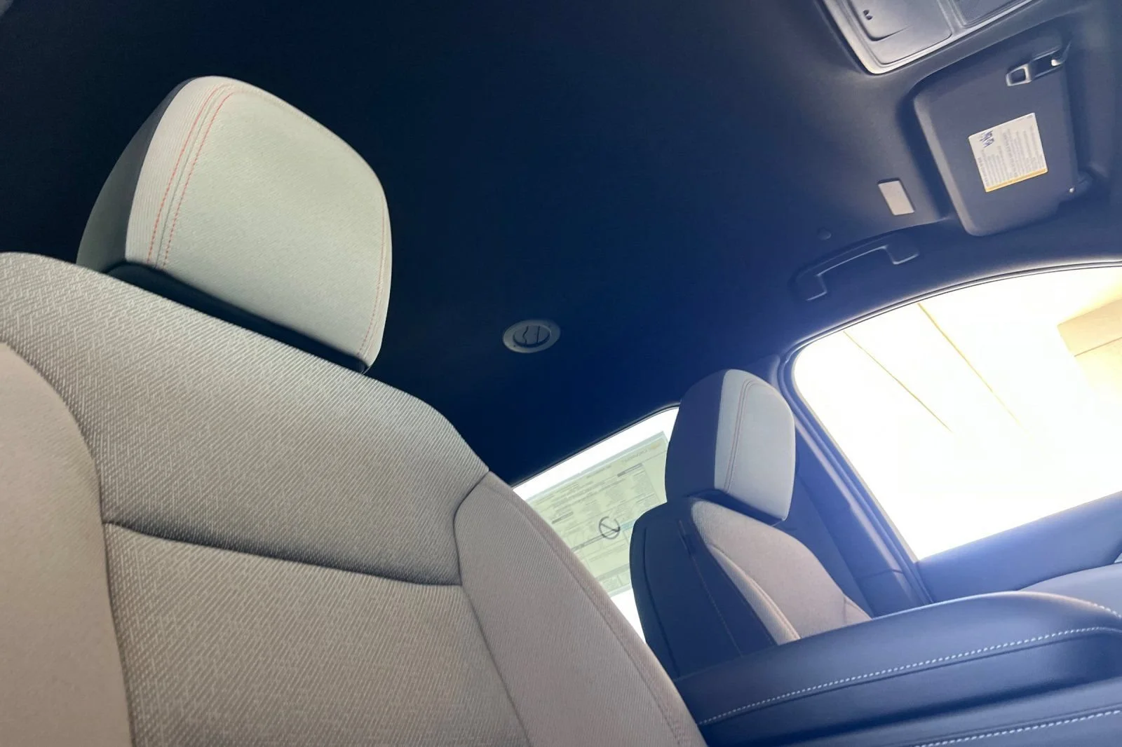 New 2027 Mosaic Black Metallic Chevrolet LT image 18