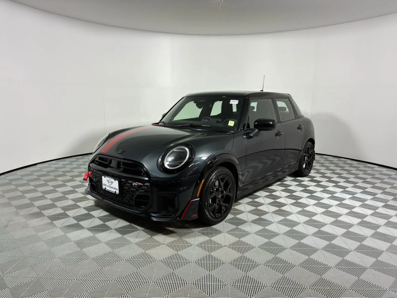 New 2026 LEGEND GREY MINI Iconic image 7