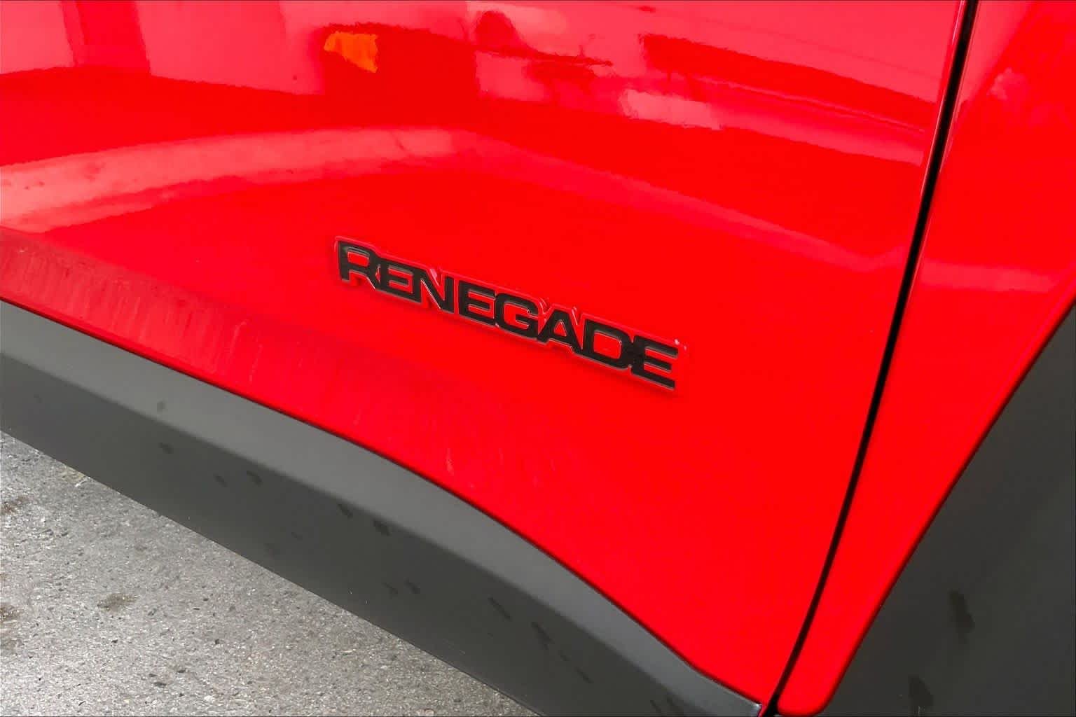 Used 2022 Colorado Red Clearcoat Jeep (RED) Edition image 10