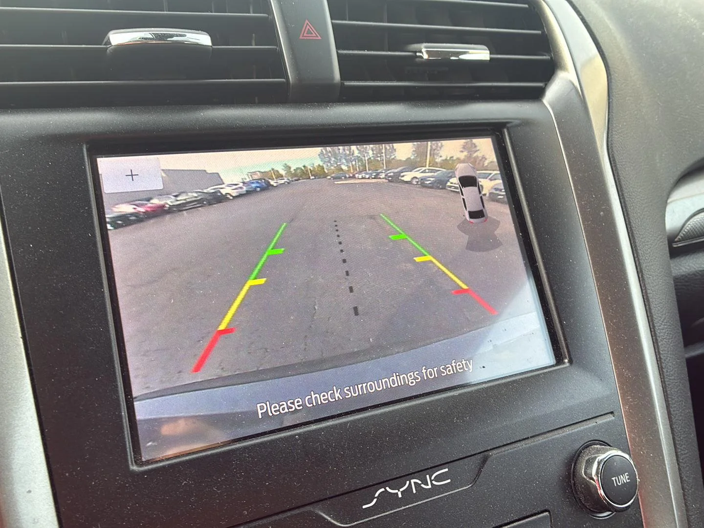 Used 2020 Magnetic Ford SE image 4