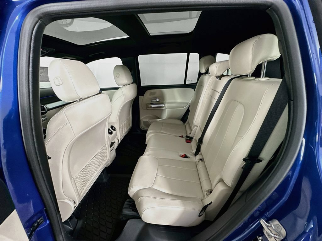 New 2026 Starling Blue Metallic Mercedes-Benz GLB 250 image 56