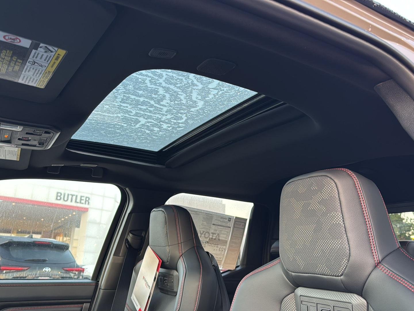 2025 Toyota Tacoma TRD Pro - Photo 27