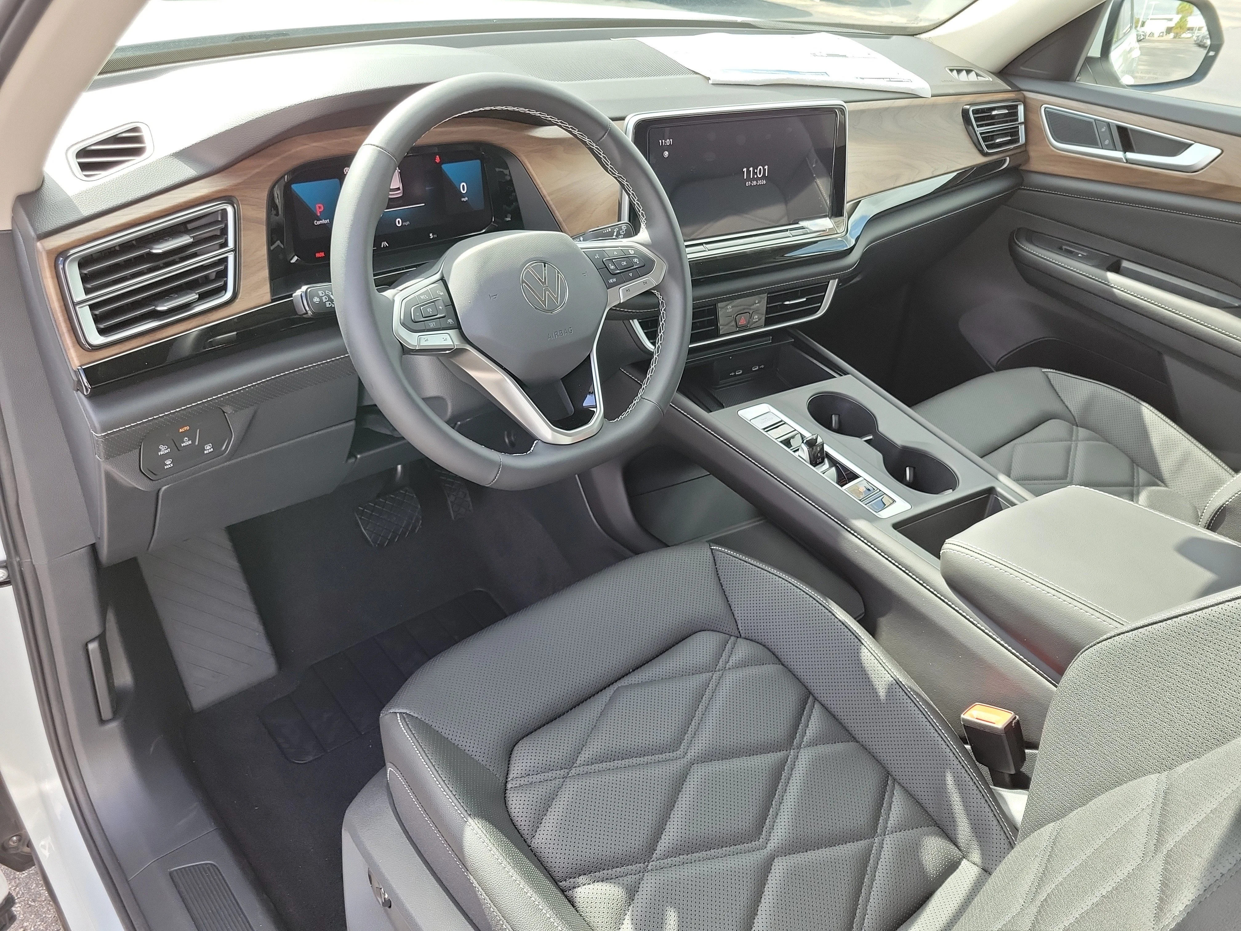 New 2026 White Volkswagen 2.0T SE image 17