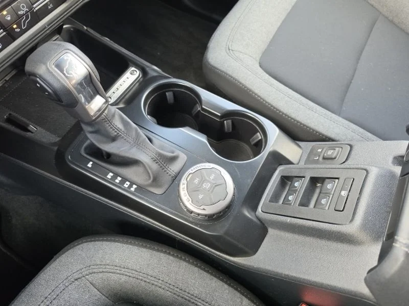 Used 2025 Oxford White Ford Base image 22