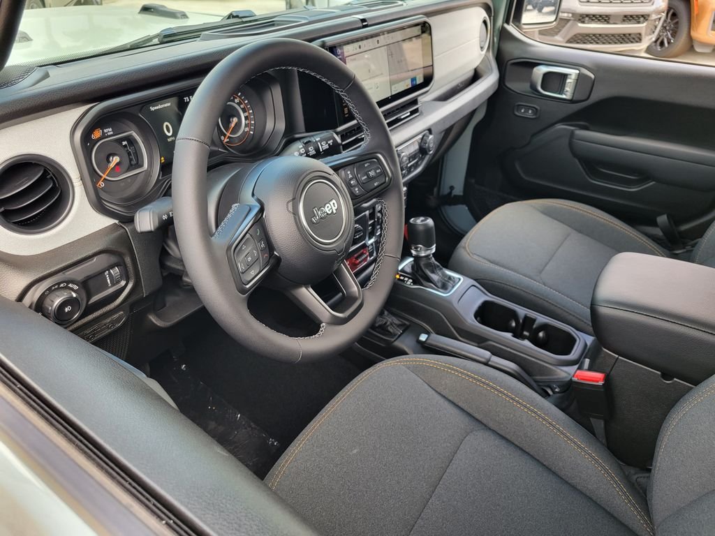 2027 Jeep Wrangler 4-Door photo 3