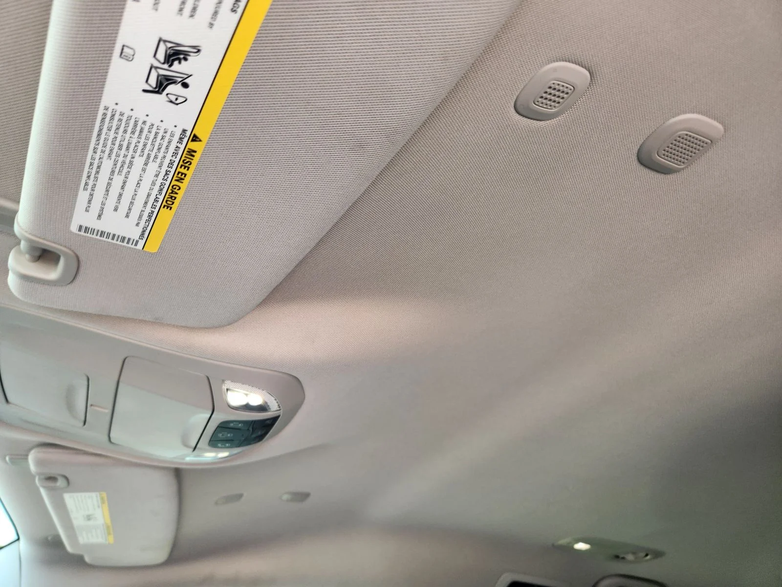 Used 2023 White Chrysler Touring L image 22