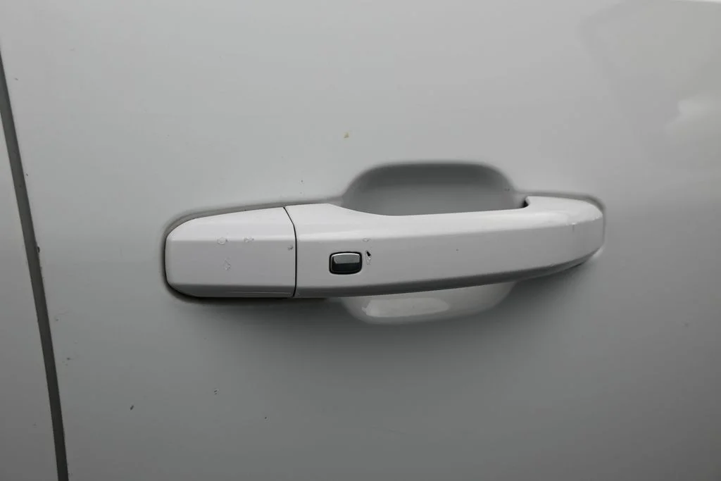 Used 2022 Summit White Chevrolet LT image 36