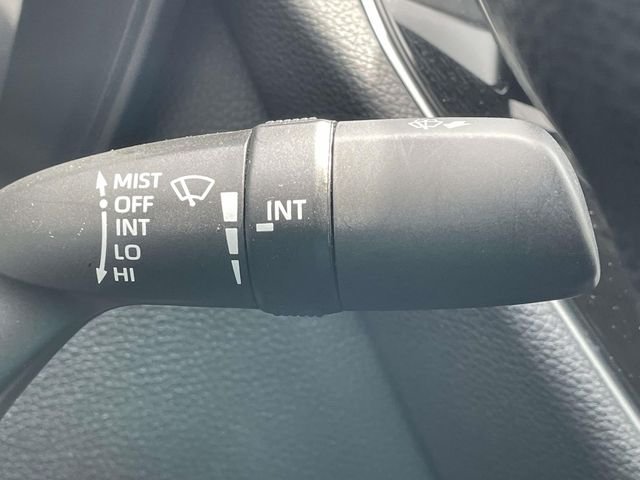 2021 Toyota Corolla LE - Photo 24