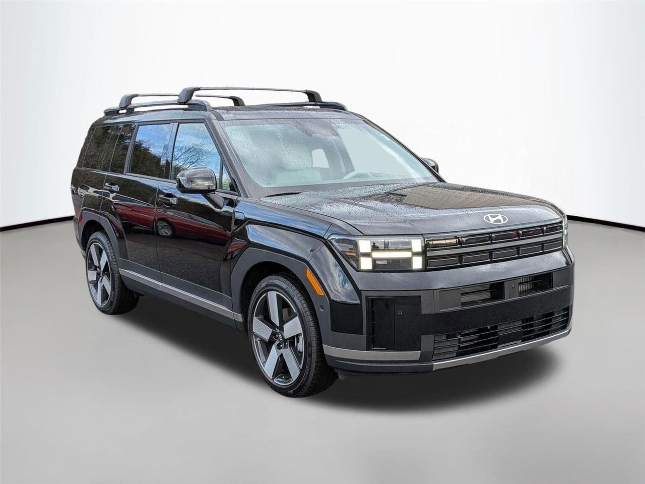 New 2026 Phantom Black Hyundai Limited image 3