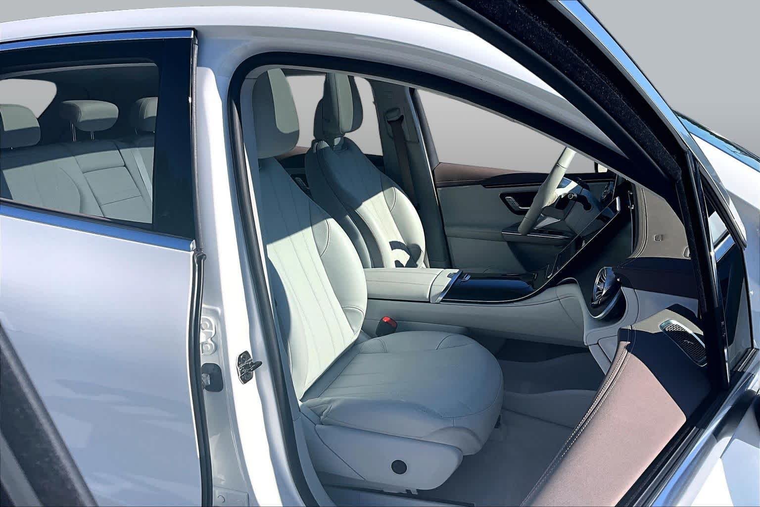 Used 2023 Polar White Mercedes-Benz EQE 350+ image 8