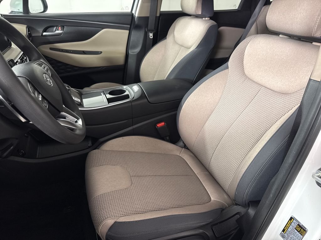 2023 Hyundai Santa Fe SE - Photo 13