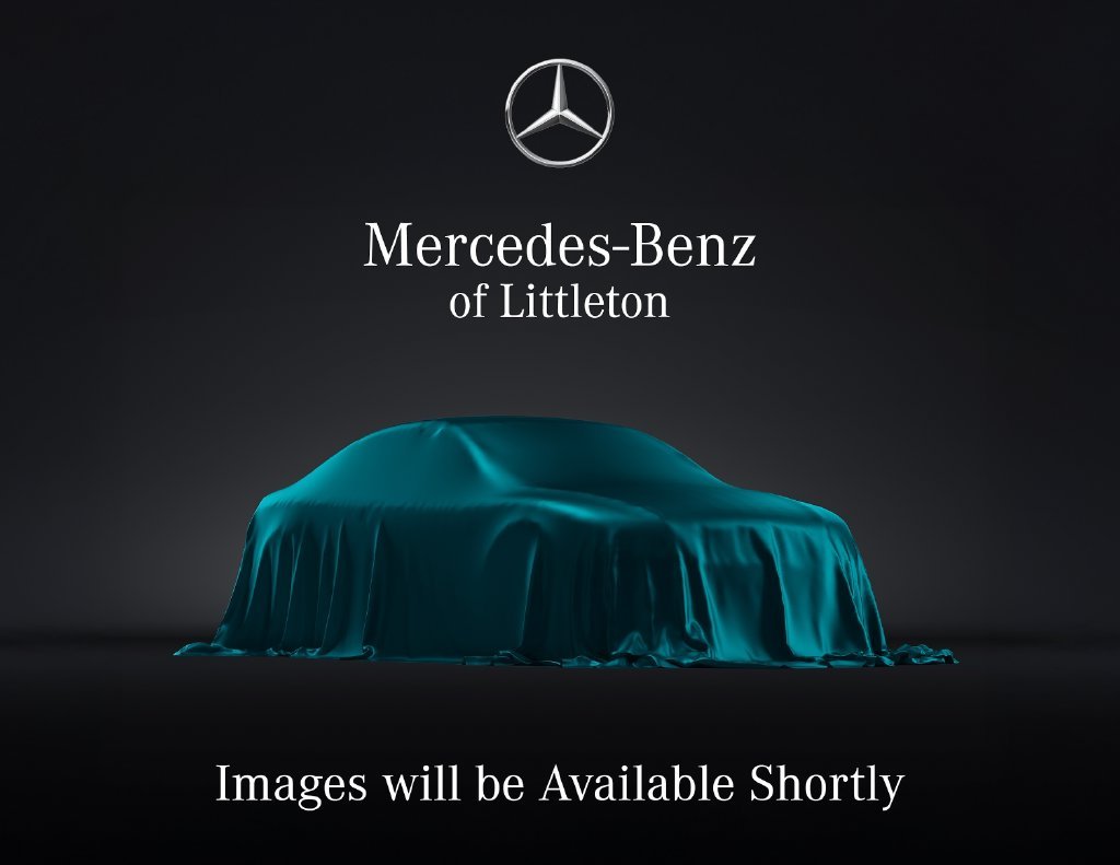 Used 2022 White Volvo T8 Inscription image 1