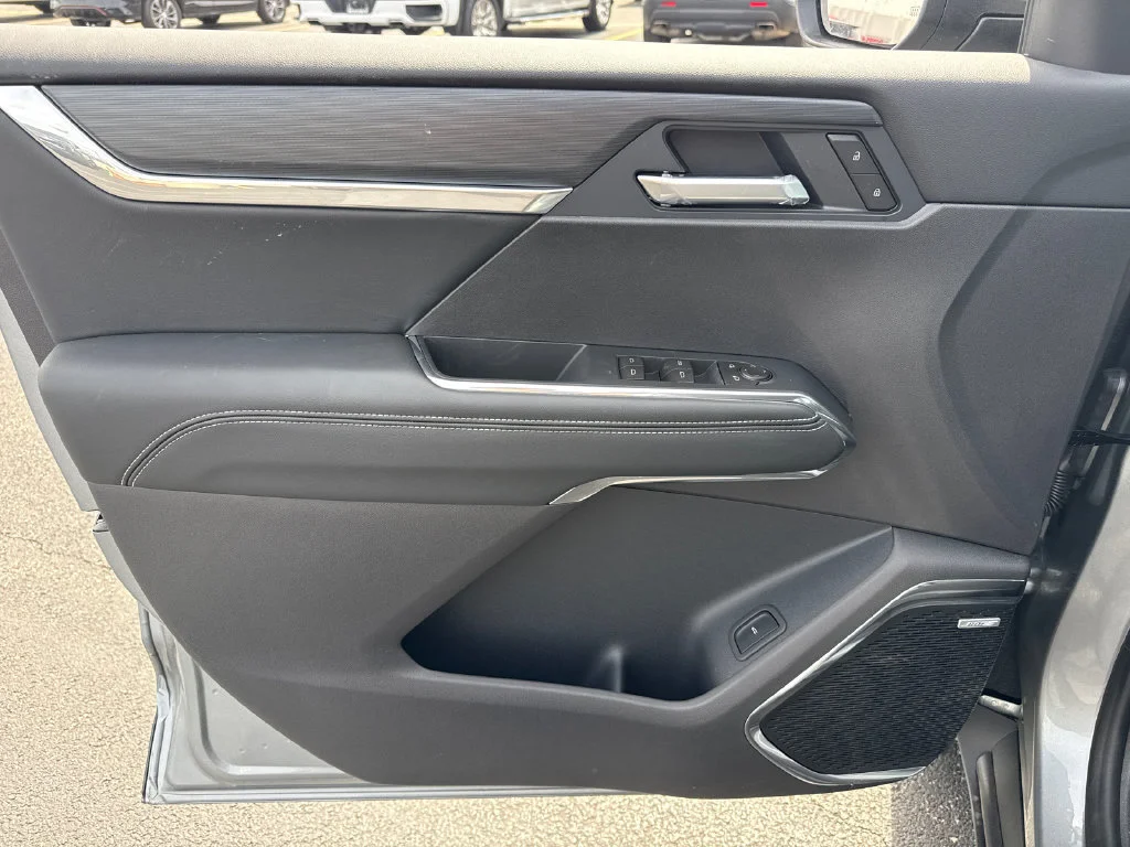 2026 GMC Acadia Elevation - Photo 16