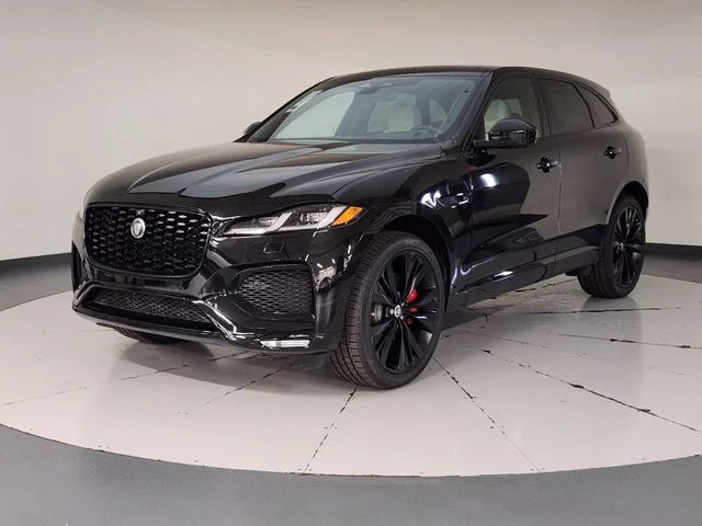 2026 Jaguar F-PACE P400 R-Dynamic S's photo