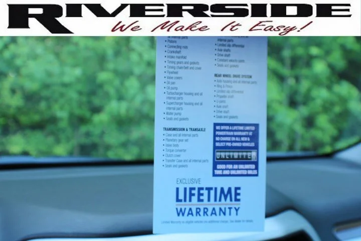 Certified Used 2023 Sterling Metallic GMC SLE image 9