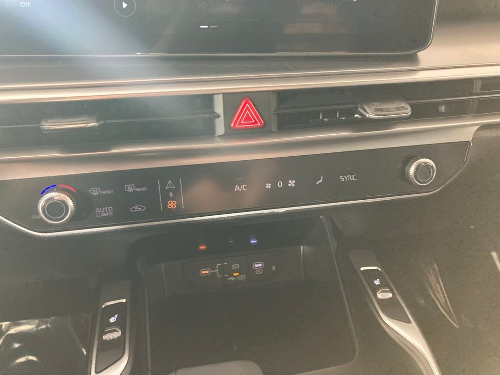 2026 Kia Sorento S - Photo 8