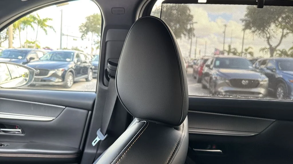2025 Mazda CX-90 Premium Plus Package - Photo 16