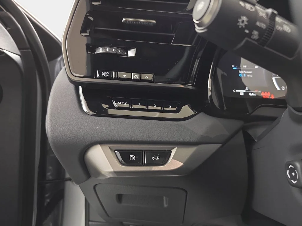 New 2026 Iridium Lexus PREMIUM PLUS image 23