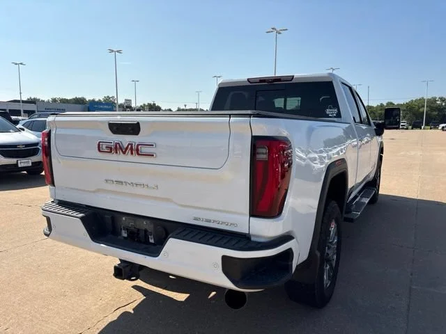 Used 2024 Summit White GMC Denali image 3