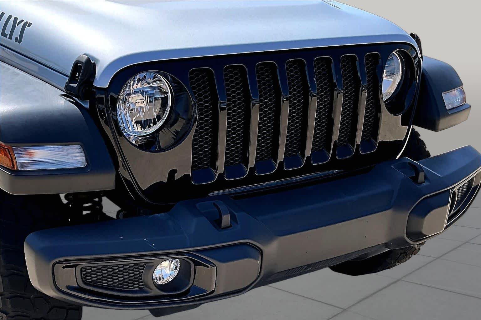Used 2022 Silver Zynith Clearcoat Jeep Willys Sport image 18