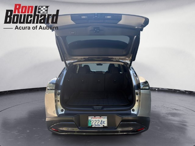 Used 2025 Gold Nissan SL image 38