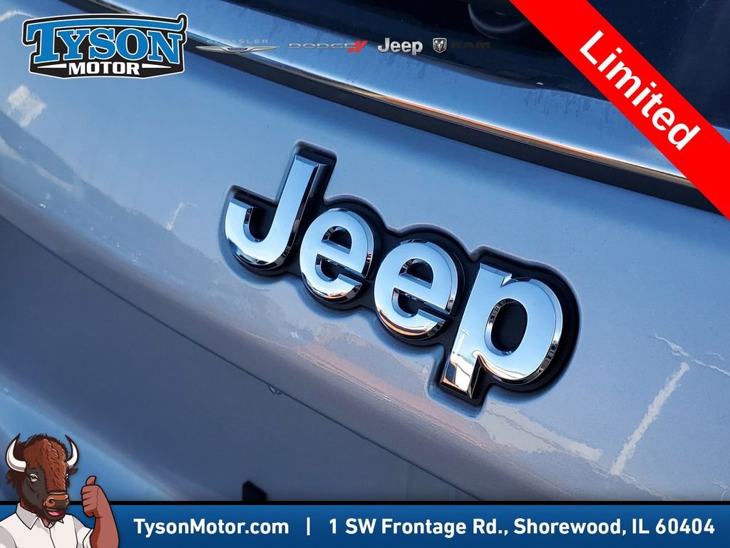 New 2026 Silver Zynith Metallic Clearcoat Jeep Limited image 5