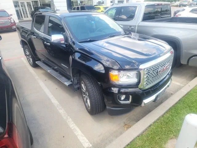 Used 2017 ONYX BLACK GMC 2WD Denali image 2