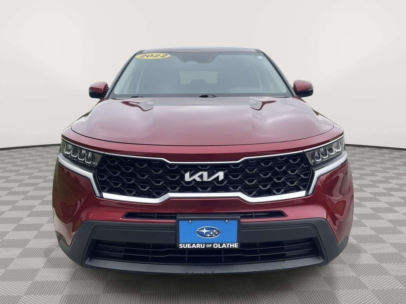 Used 2022 Passion Red Tintcoat Kia LX image 15