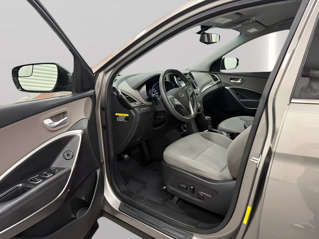 Used 2018 Gray Hyundai 2.4 Base image 11