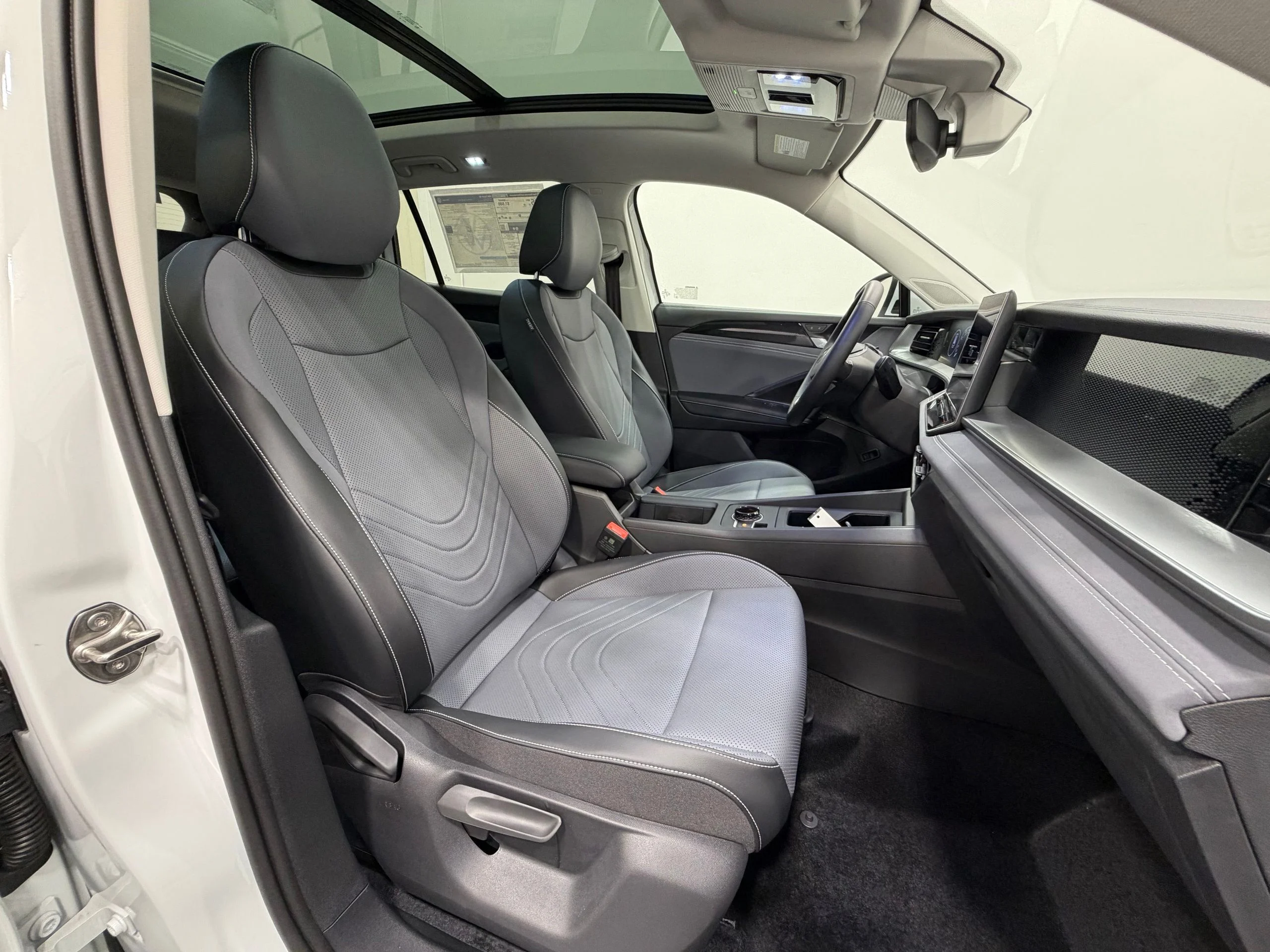 New 2026 White Volkswagen SE image 29